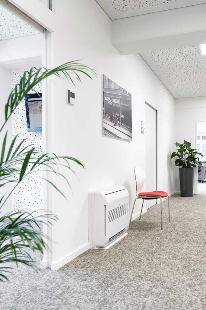 Konzola-Toshiba klima u poslovnom prostoru